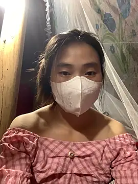 Snapshot of LanAnh00 chatting on June 3, 2:36 am LanAnh00 online show from June 3, 2:36 am