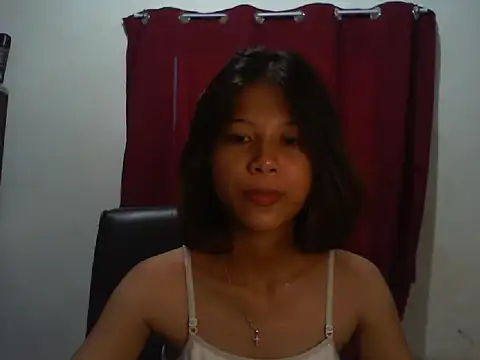 Snapshot of Freshxxcherryxoxo chatting on June 13, 2:42 am Freshxxcherryxoxo online show from June 13, 2:42 am