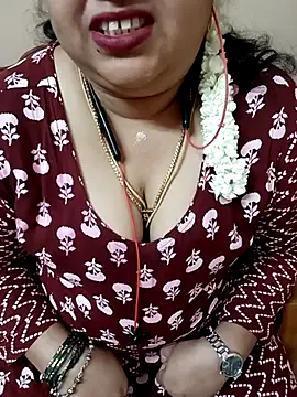 silky rose29 online show from June 12, 7:40 am