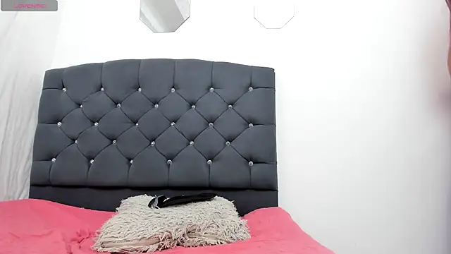 kloee 00 online show from July 29, 3:54 pm