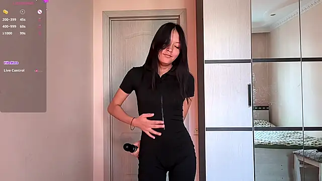 AyaWildfire online show from July 28, 2:18 am