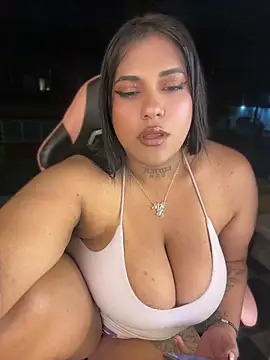 Nahomy-fire online show from July 22, 2:58 am