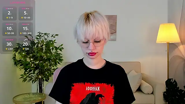 LauraDiazz online show from August 3, 2:54 pm