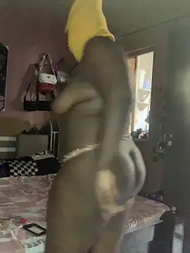 BBW LESBIAN FREAK online show from June 29, 9:15 am