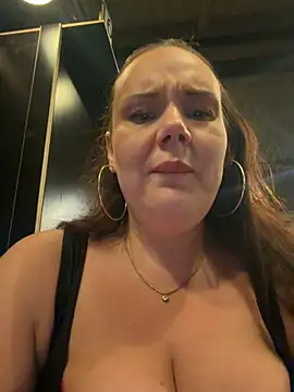 Snapshot of NaughtyNastya chatting on June 28, 10:27 pm NaughtyNastya online show from June 28, 10:27 pm