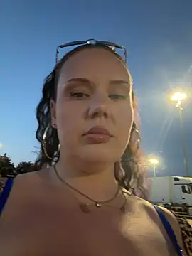Snapshot of NaughtyNastya chatting on August 5, 7:49 pm NaughtyNastya online show from August 5, 7:49 pm