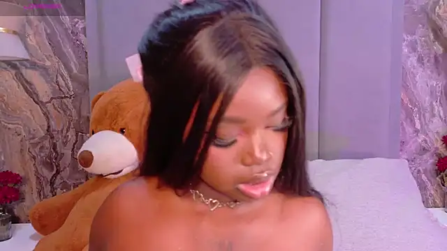 EmiilyLovex online show from July 28, 2:13 pm