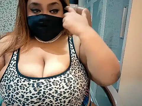 Addictive Sofiaa online show from July 28, 6:53 pm