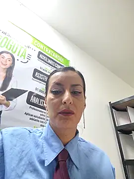 Snapshot of ALEJANDRA__28 chatting on June 9, 2:28 pm ALEJANDRA 28 online show from June 9, 2:28 pm