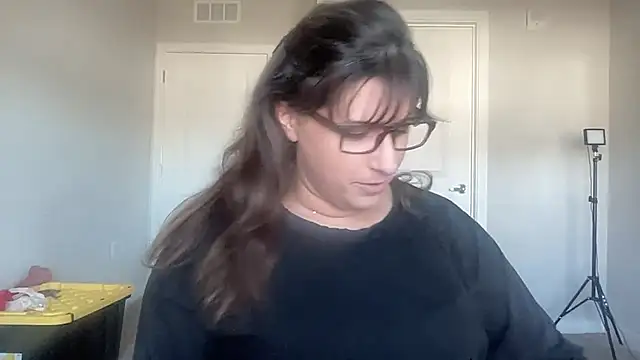 maddiliz online show from December 20, 7:32 pm