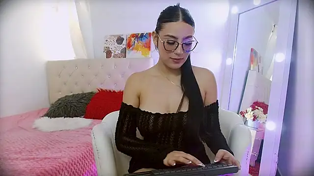 xbonny  online show from July 31, 12:37 pm