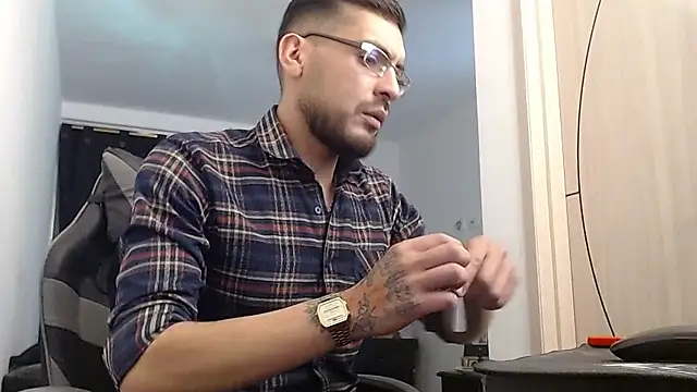 MalekXarxxx online show from July 15, 5:02 am