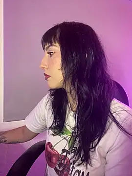 Zaira pink online show from June 11, 7:45 pm
