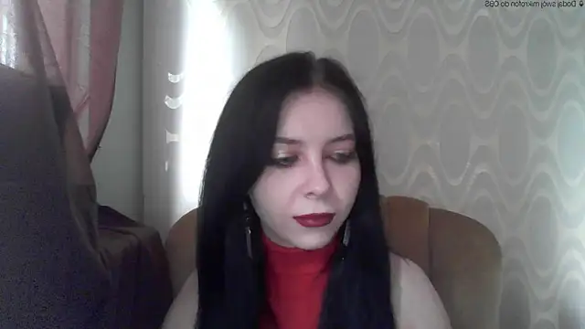 Snapshot of RileyTight chatting on June 4, 8:31 am RileyTight online show from June 4, 8:31 am
