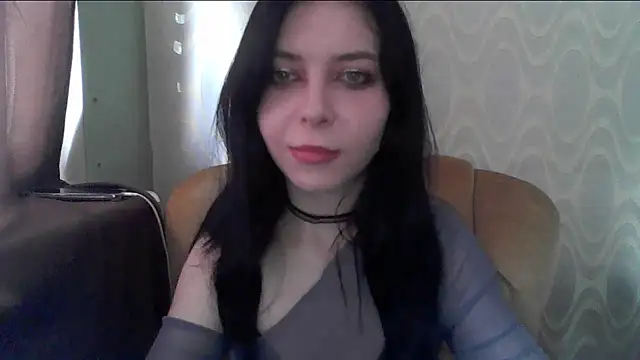 Snapshot of RileyTight chatting on June 11, 8:34 am RileyTight online show from June 11, 8:34 am