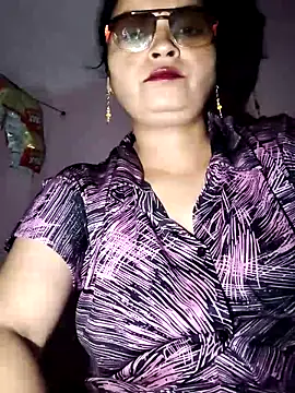 -Kashish-Love- online show from June 6, 6:12 pm