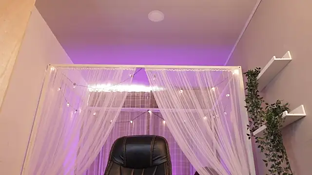 Snapshot of Martinaa_Rose chatting on July 28, 4:39 pm Martinaa Rose online show from July 28, 4:39 pm