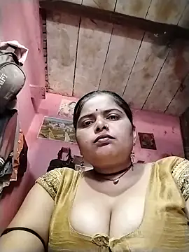 Snapshot of HOpooja356l chatting on June 6, 5:23 am HOpooja356l online show from June 6, 5:23 am