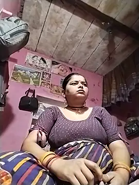 Snapshot of HOpooja356l chatting on June 16, 12:46 am HOpooja356l online show from June 16, 12:46 am