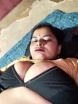 Snapshot of HOpooja356l chatting on June 18, 2:01 am HOpooja356l online show from June 18, 2:01 am