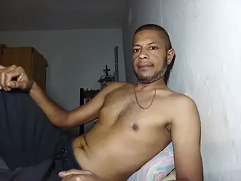 hornyman69123 online show from July 28, 12:48 pm