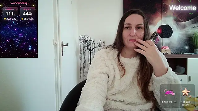 Yevgeshka-Milashka online show from March 22, 6:54 am