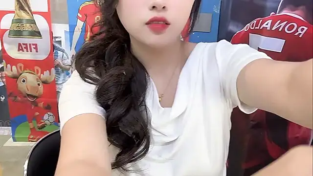 Snapshot of DuooMii chatting on June 12, 8:57 am DuooMii online show from June 12, 8:57 am