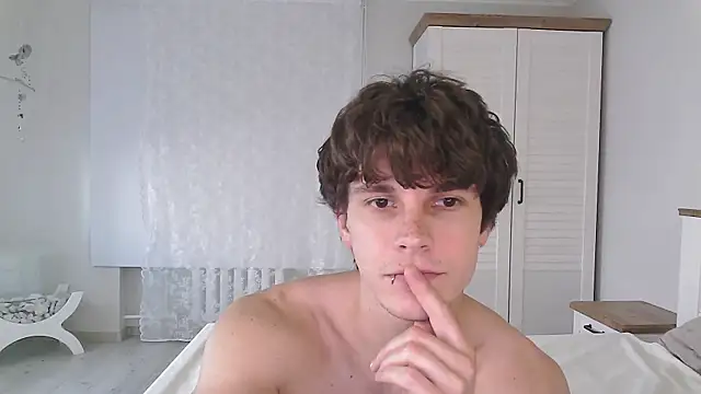 Eric Crush online show from June 15, 4:15 am