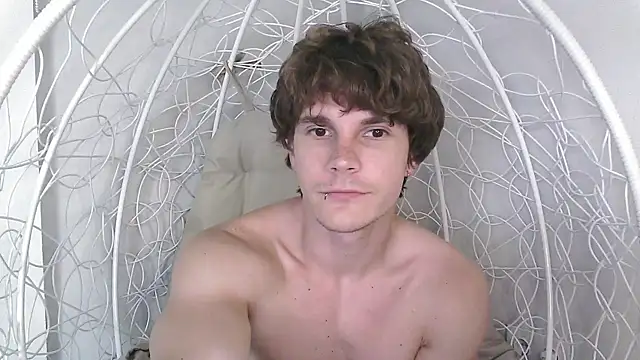 Eric Crush online show from July 16, 1:11 am