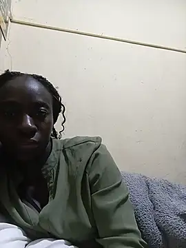 Snapshot of _MisLumi chatting on June 8, 6:30 pm MisLumi online show from June 8, 6:30 pm