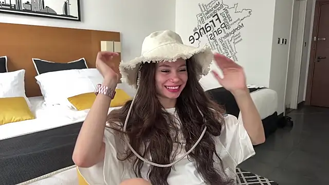 Snapshot of kittyrae chatting on July 19, 7:12 am kittyrae online show from July 19, 7:12 am