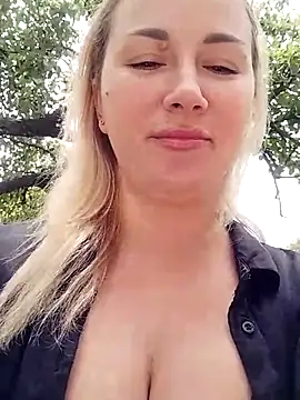 evil kitty online show from June 13, 9:40 am