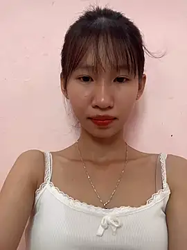 Snapshot of Abi_girl12 chatting on July 23, 3:15 am Abi girl12 online show from July 23, 3:15 am