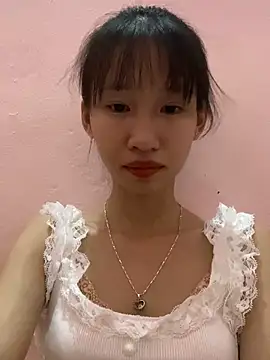 Snapshot of Abi_girl12 chatting on July 23, 3:21 pm Abi girl12 online show from July 23, 3:21 pm