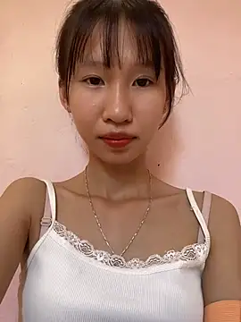 Snapshot of Abi_girl12 chatting on July 26, 6:10 am Abi girl12 online show from July 26, 6:10 am
