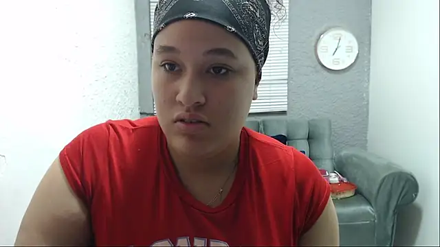 Snapshot of leilasosexy chatting on June 5, 2:34 pm leilasosexy online show from June 5, 2:34 pm