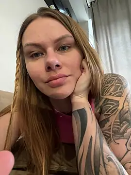 MonoGirl online show from June 4, 1:06 pm