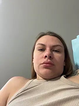 MonoGirl online show from June 13, 7:50 am