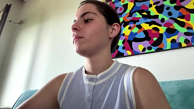 MarisaKomar online show from June 19, 9:13 am
