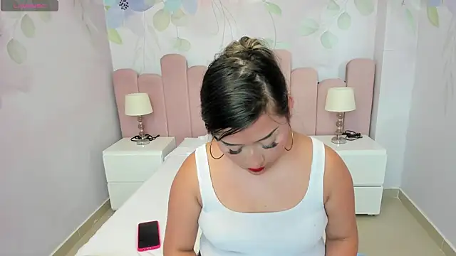Snapshot of Tammy_sluty chatting on June 12, 6:18 pm Tammy sluty online show from June 12, 6:18 pm