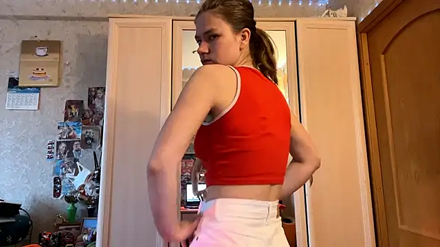 Codi Rostersy online show from June 13, 3:26 am