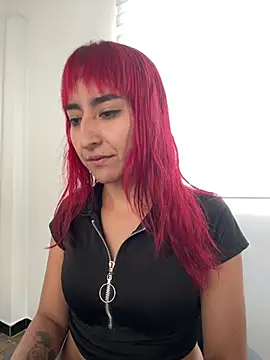 Snapshot of Juliethademon chatting on June 9, 1:01 pm Juliethademon online show from June 9, 1:01 pm