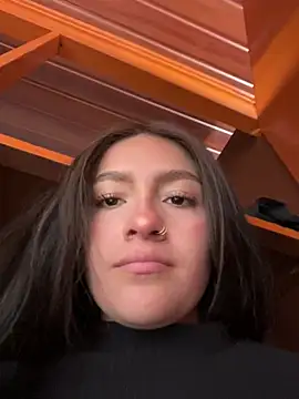 Alyha cortes  online show from June 9, 4:40 pm