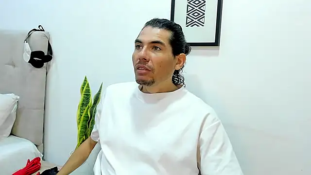 Snapshot of Antony_Stone chatting on June 4, 12:44 pm Antony Stone online show from June 4, 12:44 pm