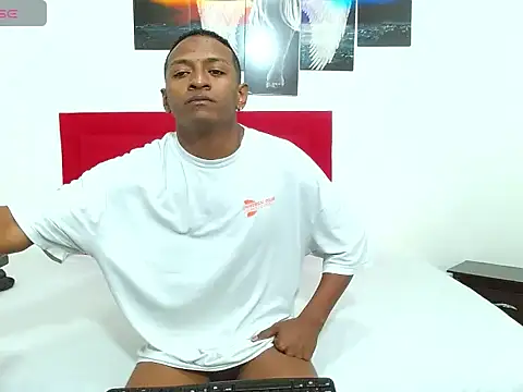 Snapshot of caellt chatting on June 11, 7:23 pm caellt online show from June 11, 7:23 pm