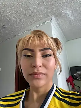 Snapshot of NatalieSterling chatting on June 23, 2:26 pm NatalieSterling online show from June 23, 2:26 pm