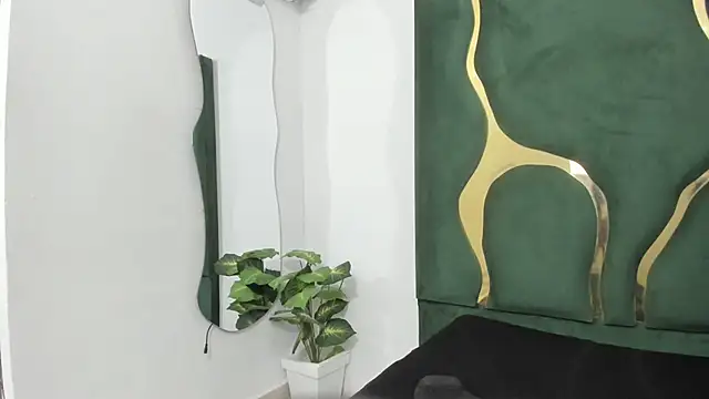 Mila petiteasm online show from July 6, 12:13 pm