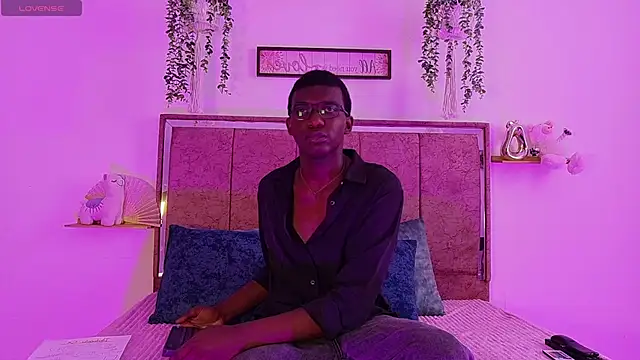 Snapshot of xavier_cole chatting on June 5, 7:52 pm xavier cole online show from June 5, 7:52 pm