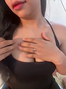 Snapshot of QuynhAnhhh_sweet chatting on June 22, 6:32 am QuynhAnhhh sweet online show from June 22, 6:32 am