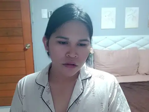 AlianaFord online show from June 16, 1:36 pm
